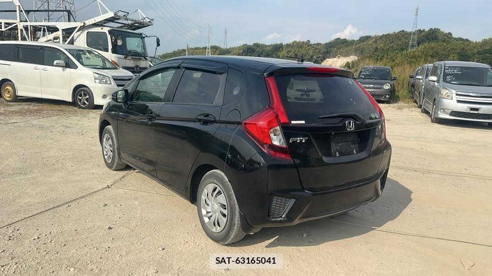 Honda FIT 2015-06 8448107-2
