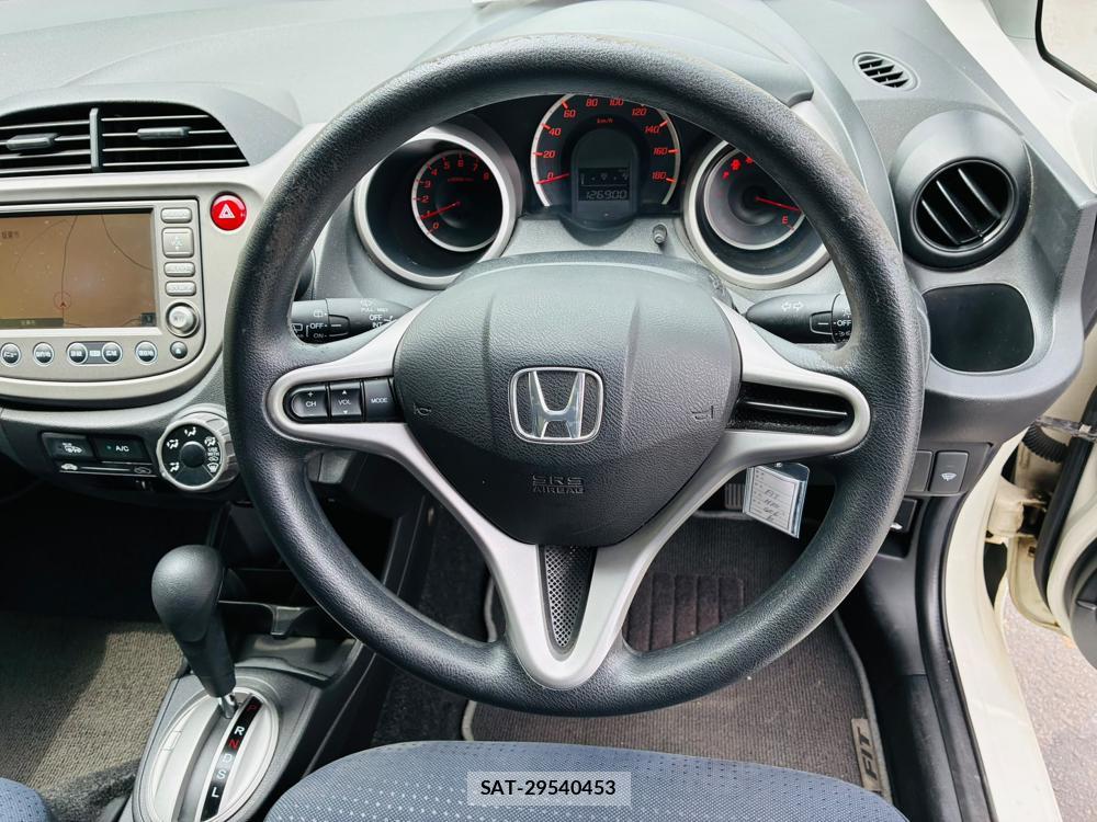 Honda FIT 2008-04 8363896-14