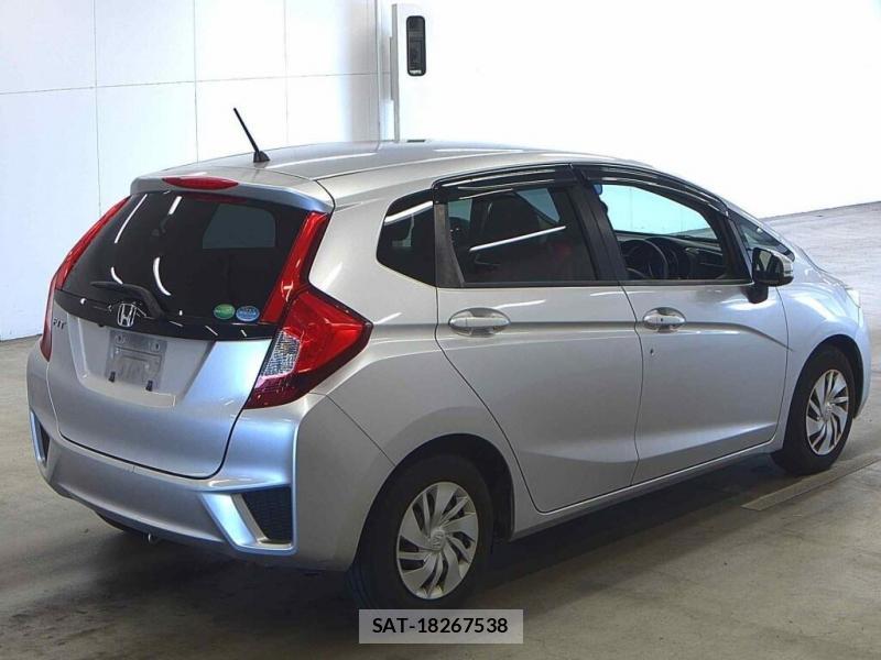 Honda FIT 2015-08 8499232-1