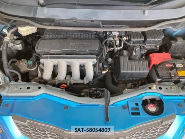 Honda FIT 2009-10 8524870-3