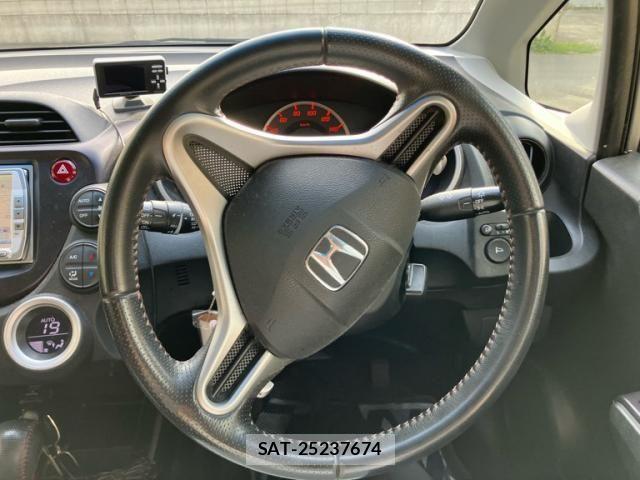 Honda FIT 2010-03 8524868-15