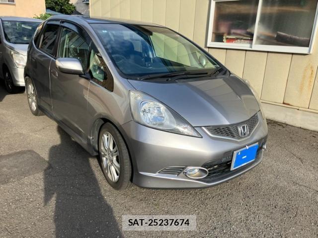 Honda FIT 2010-03 8524868-2