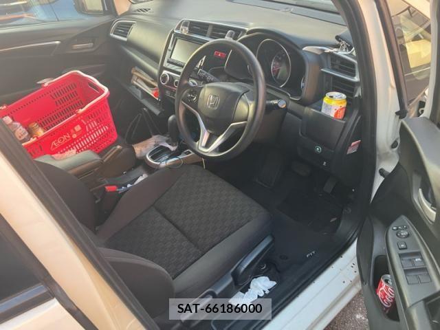 Honda FIT 2014-03 8524866-12