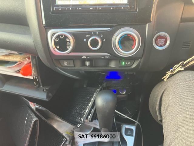 Honda FIT 2014-03 8524866-22