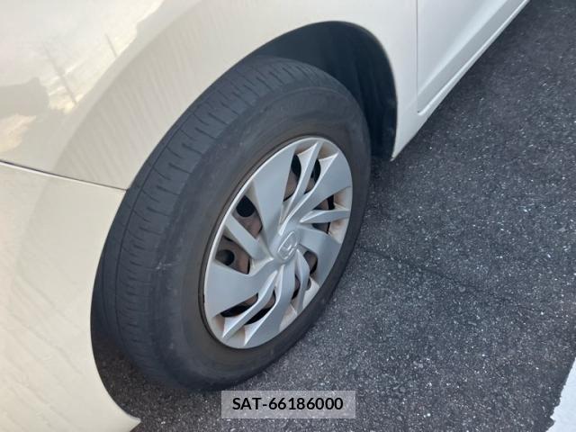 Honda FIT 2014-03 8524866-6