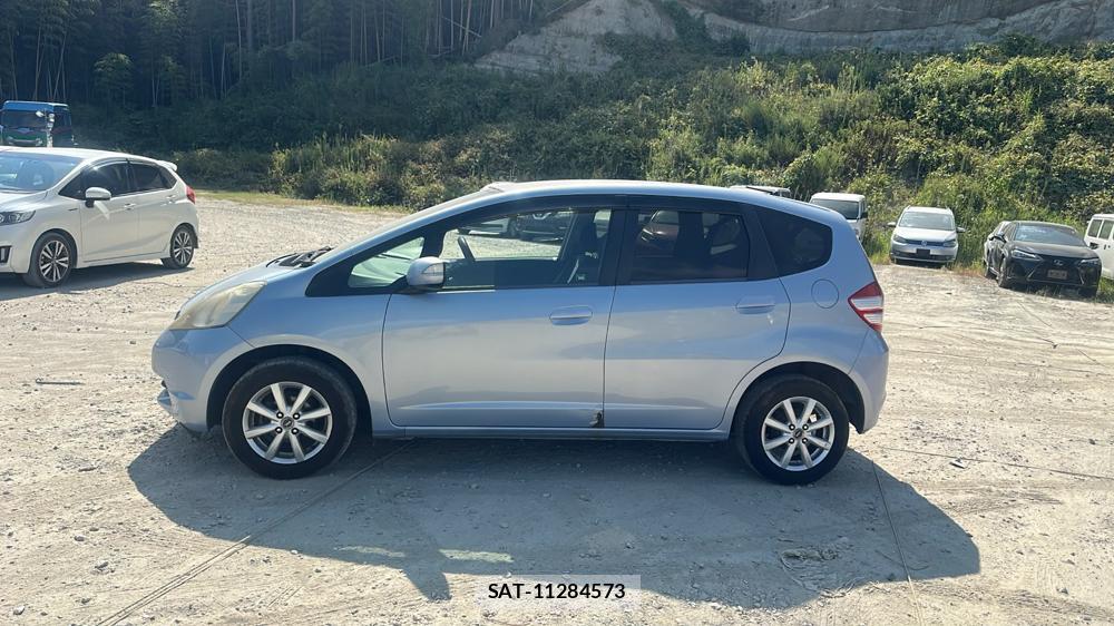 Honda FIT 2010-02 8414985-1