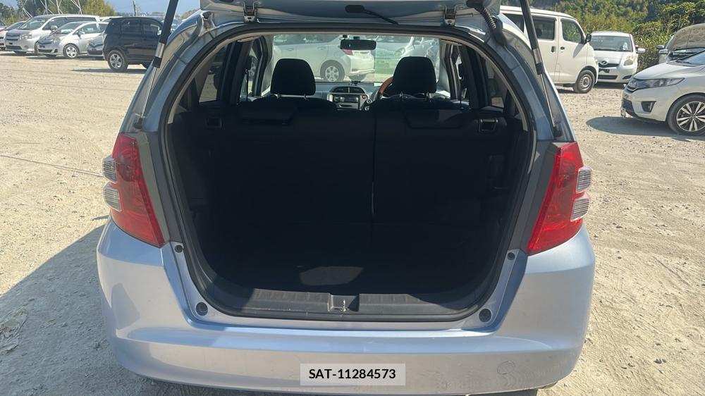 Honda FIT 2010-02 8414985-21