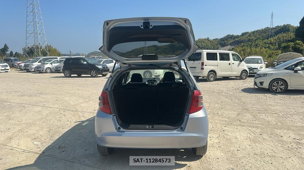 Honda FIT 2010-02 8414985-22