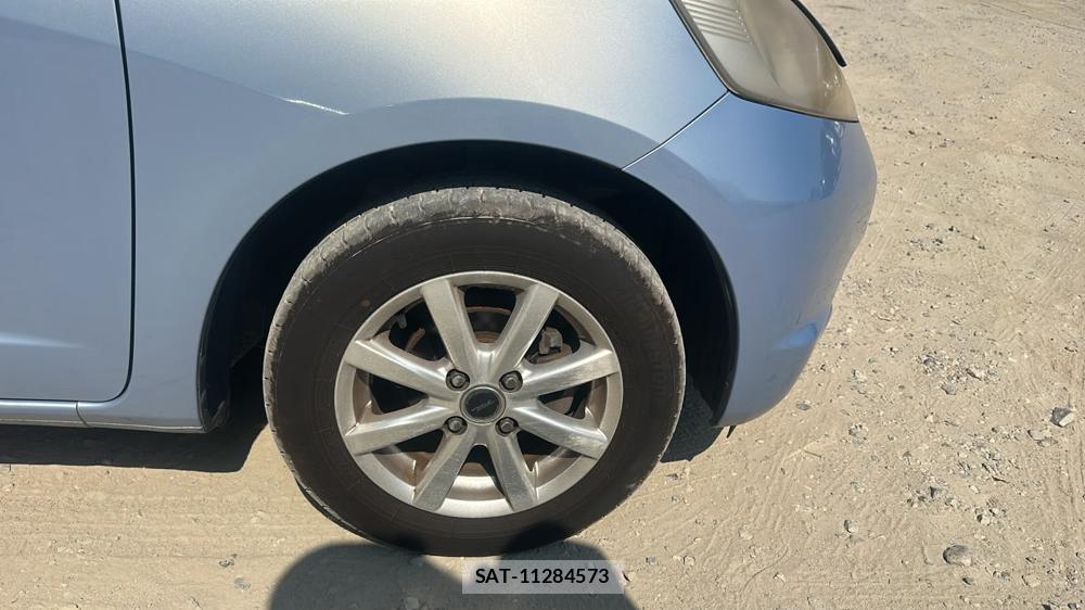 Honda FIT 2010-02 8414985-24