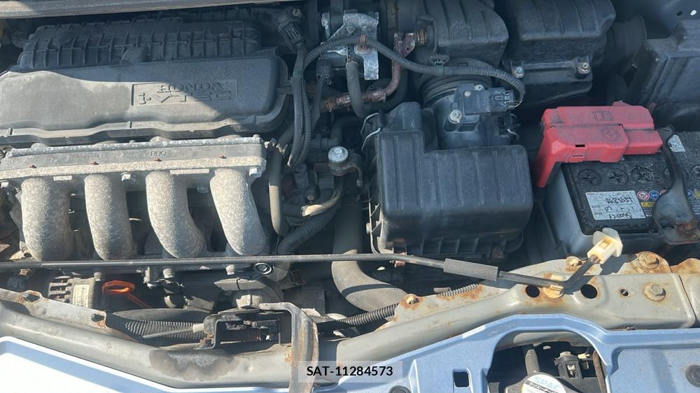 Honda FIT 2010-02 8414985-34