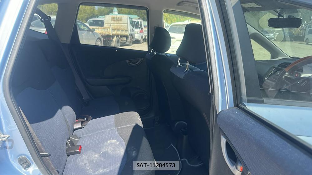 Honda FIT 2010-02 8414985-8