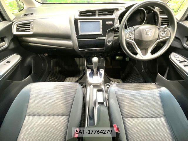 Honda FIT 2018-02 8524863-1