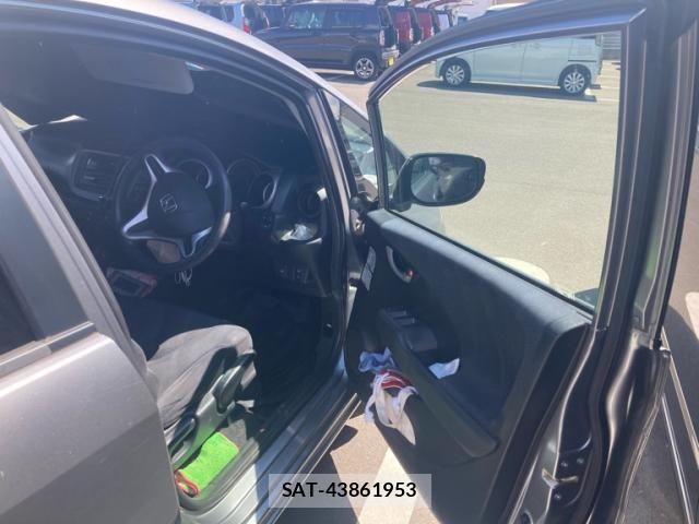 Honda FIT 2009-11 8524872-10