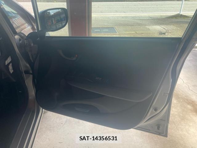 Honda FIT 2010-05 8561913-9