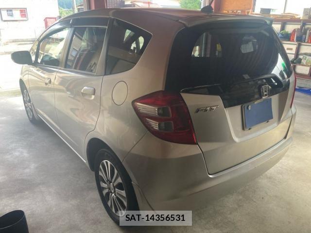 Honda FIT 2010-05 8561913-3