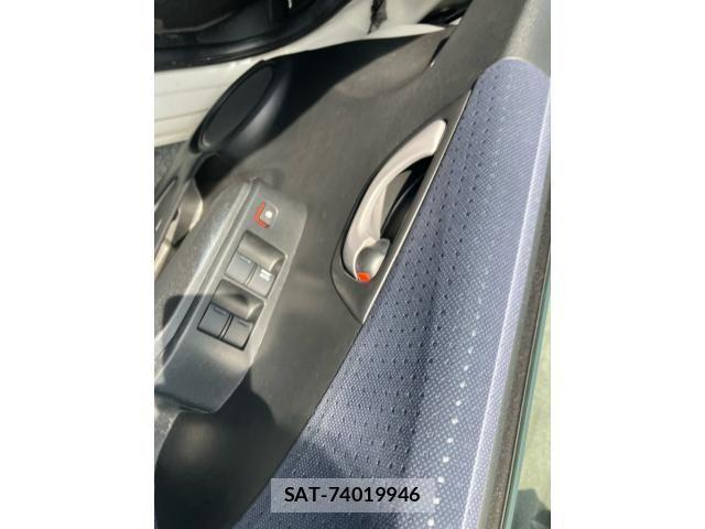 Honda FIT 2009-09 8561915-9