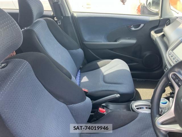 Honda FIT 2009-09 8561915-11