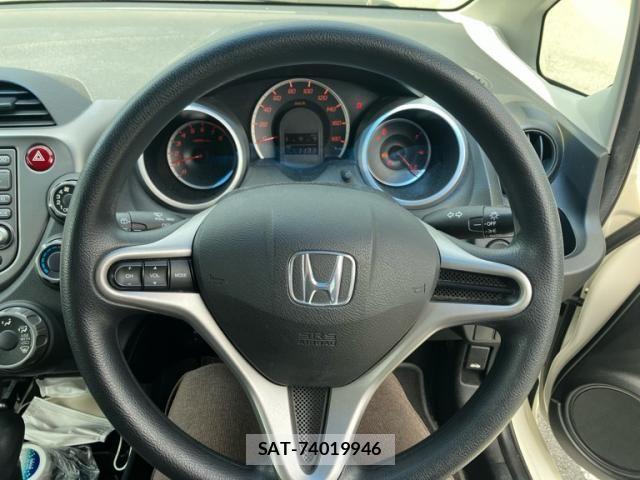 Honda FIT 2009-09 8561915-13