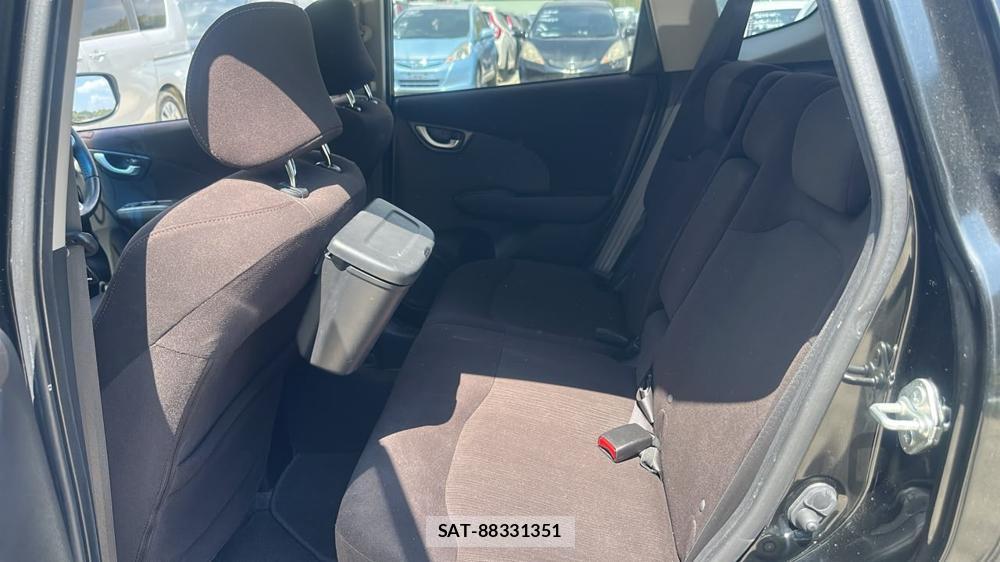 Honda FIT 2011-09 8448108-9
