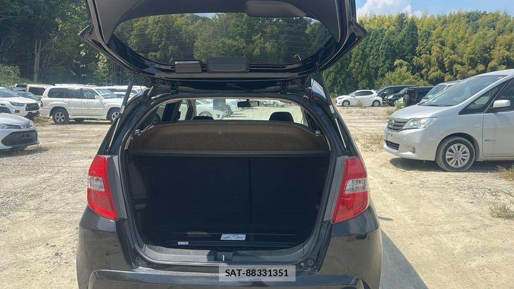 Honda FIT 2011-09 8448108-23