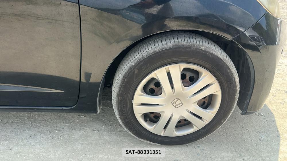 Honda FIT 2011-09 8448108-26