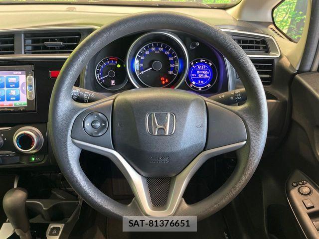Honda FIT 2014-01 8561892-10