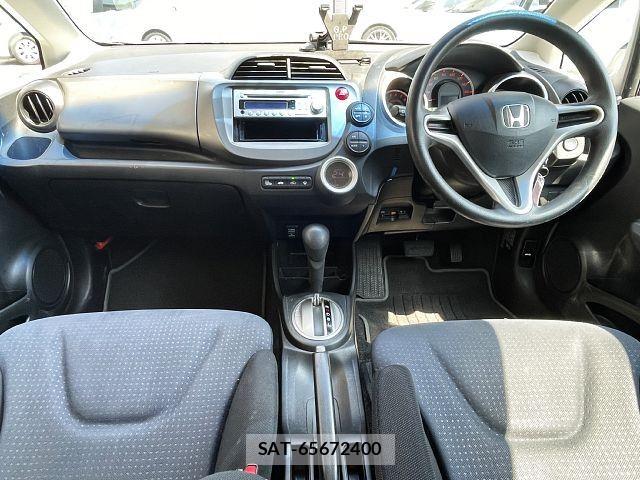 Honda FIT 2009-02 8561897-1