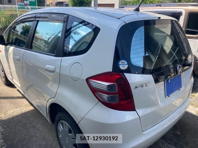 Honda FIT 2009-09 8561904-9