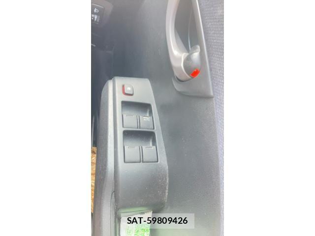 Honda FIT 2010-12 8561914-10