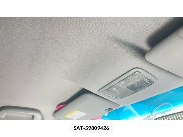 Honda FIT 2010-12 8561914-17