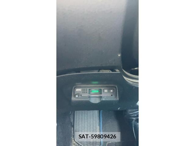 Honda FIT 2010-12 8561914-19