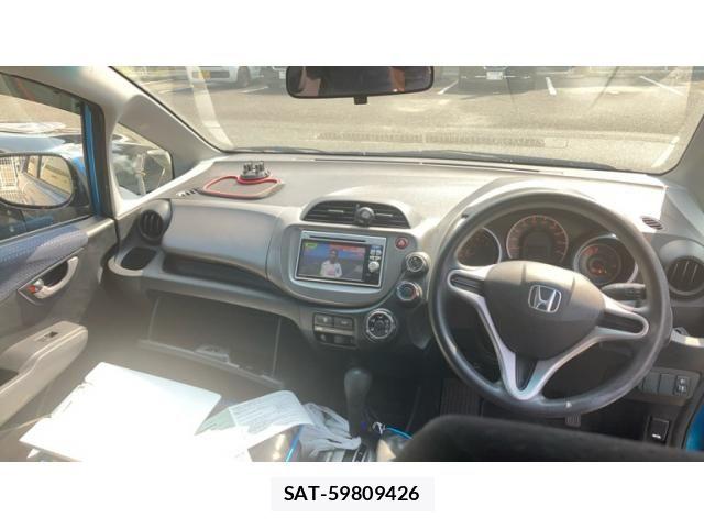 Honda FIT 2010-12 8561914-23