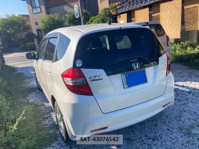 Honda FIT 2011-12 8561901-4