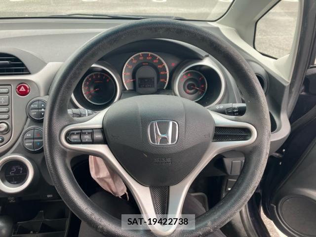 Honda FIT 2009-09 8561912-6