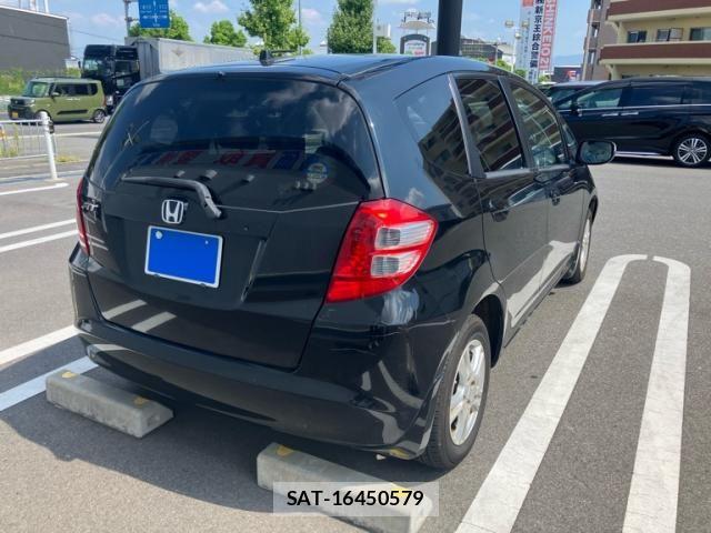 Honda FIT 2009-09 8561911-2