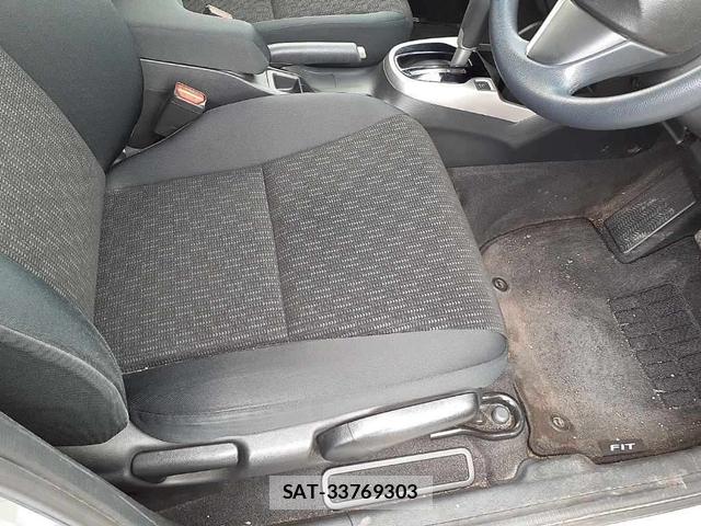 Honda FIT 2015-09 8559019-6