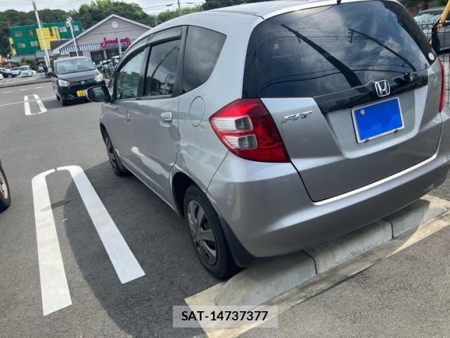 Honda FIT 2009-07 8561906-6