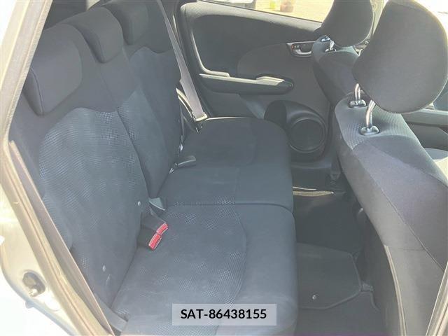 Honda FIT 2012-12 8561900-11