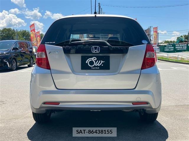 Honda FIT 2012-12 8561900-5