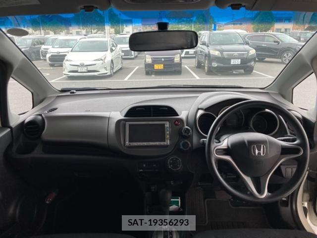 Honda FIT 2009-08 8561910-11