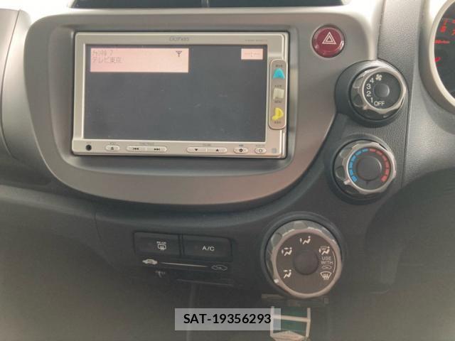 Honda FIT 2009-08 8561910-18