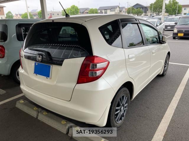 Honda FIT 2009-08 8561910-3