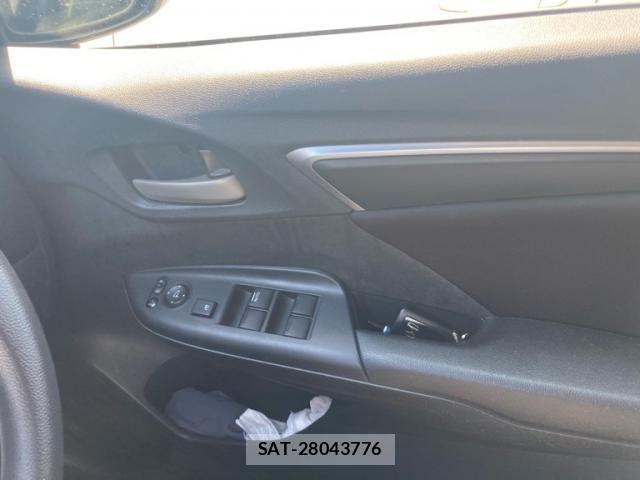 Honda FIT 2014-06 8561895-16