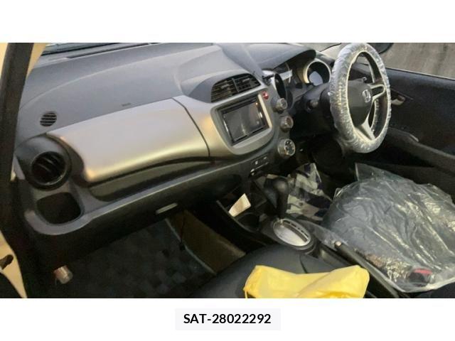 Honda FIT 2011-05 8561905-18