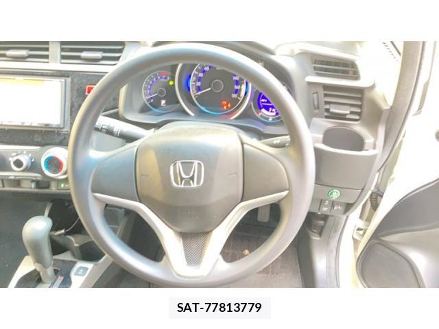 Honda FIT 2013-10 8561896-12