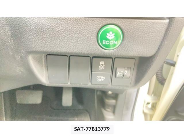 Honda FIT 2013-10 8561896-13