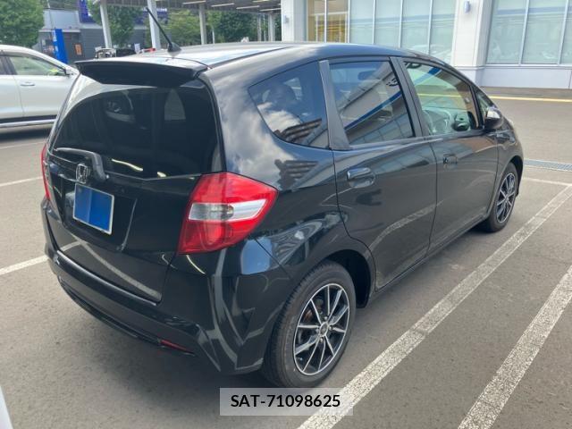 Honda FIT 2012-03 8561909-8