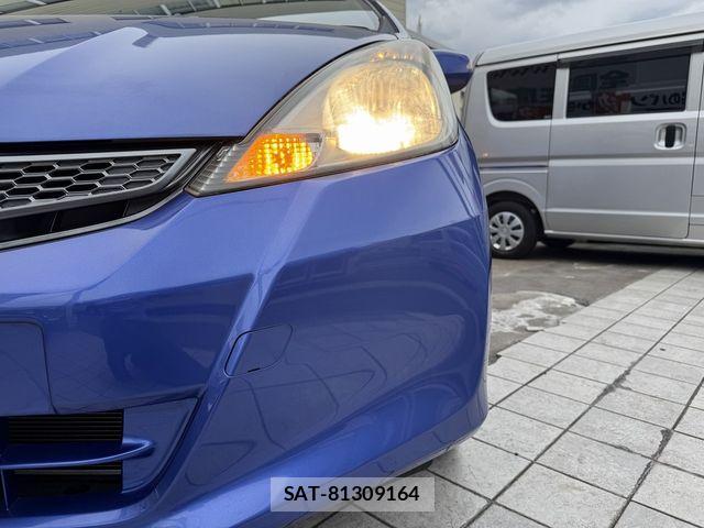 Honda FIT 2012-03 8561903-10