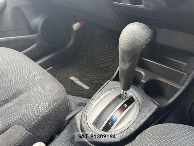 Honda FIT 2012-03 8561903-16
