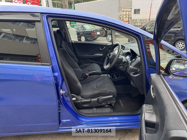 Honda FIT 2012-03 8561903-23